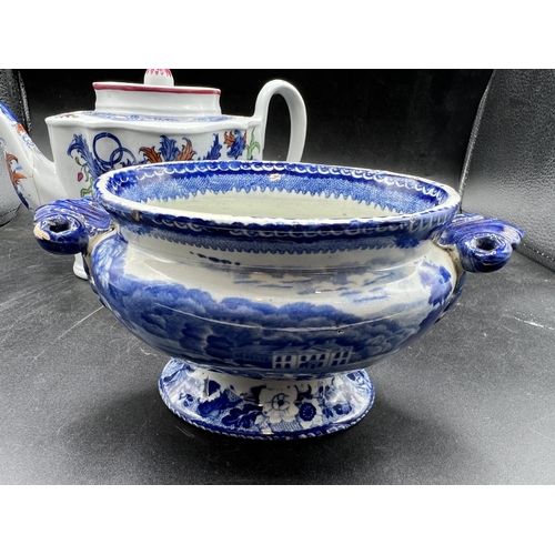 322 - TEAPOT TOBACCO PATTERN & PORCELAIN