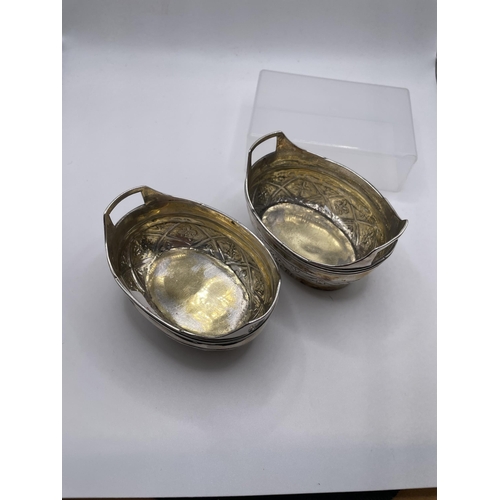 509 - GEORGIAN GEORGE III SILVER SALTS 1805 MAKER: UNKNOWN. COMBINED WIEGHT: 140G