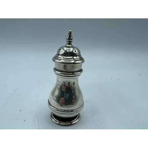 532 - BIRMINGHAM SOLID SILVER PEPPER SHAKER 1876. MAKER: UNKNOWN  38G