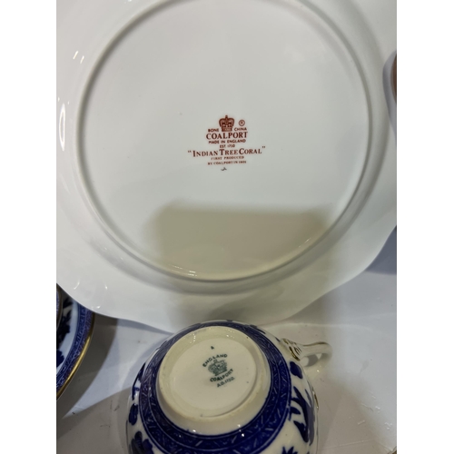 420 - COALPORT BLUE & WHITE AND RED & WHITE