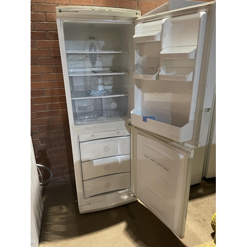 699 - LG FRIDGE FREEZER