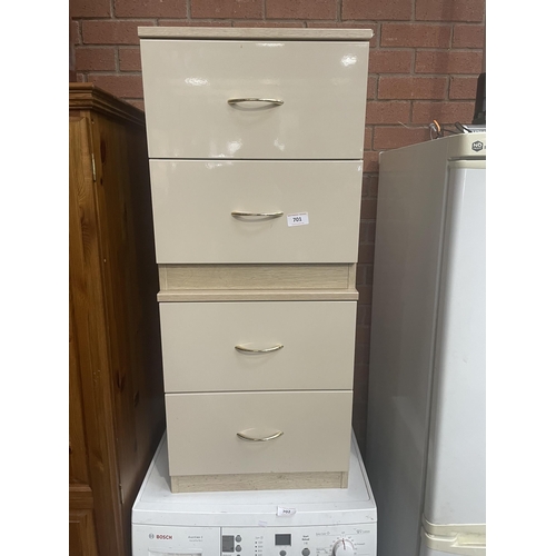 701 - 2 X 2 DRAWER UNITS