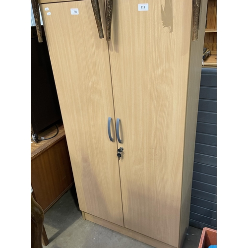 911 - MDF CUPBOARD