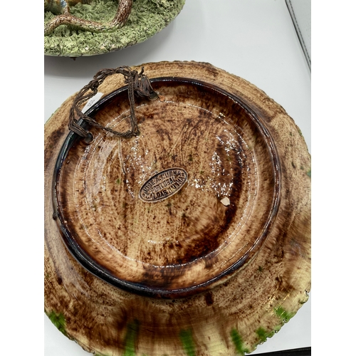 379A - A CUNHA LIZARD PLATE CIRCA 1900 PORTUGESE MAJOLICA PALISSY