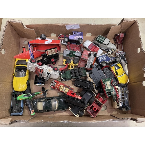 40 - DIECAST CARS