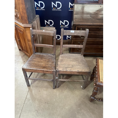 750 - 2 OAK CHAIRS