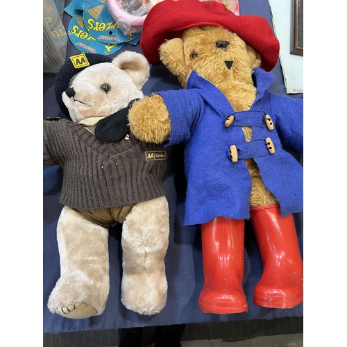 433 - PADDINGTON & LOVER BEAR