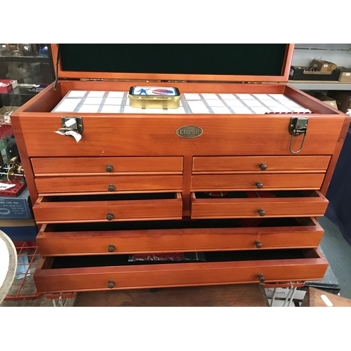 492 - TOOL CHEST & MECCANO