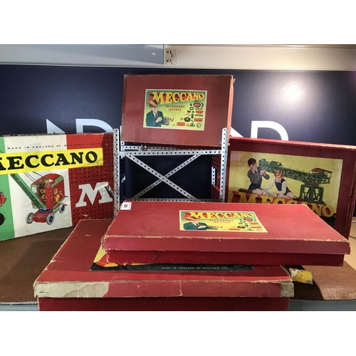 495 - VINTAGE MECCANO BOXES