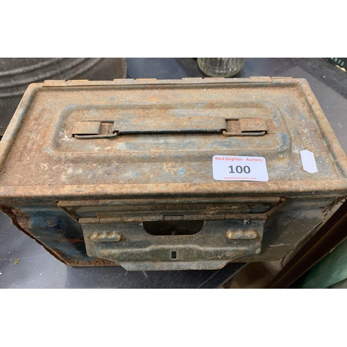 100 - AMMUNITION TRUNK