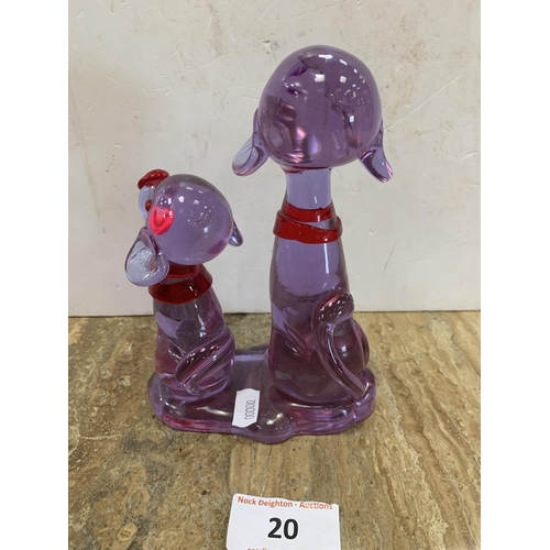 20 - GLASS STUDIO ART DOGS