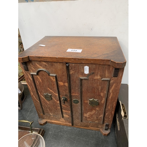 122 - OAK TOBACCO CABINET