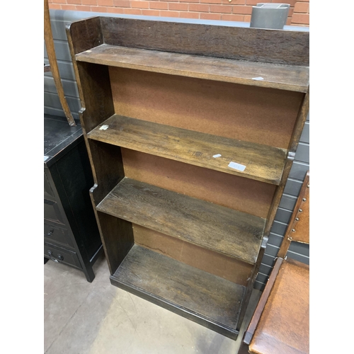 175 - BOOKCASE