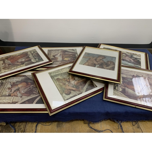 82 - LARGE COLLECTION OF PRINTS