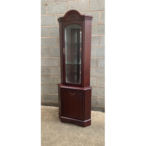 223 - DISPLAY CORNER CABINET