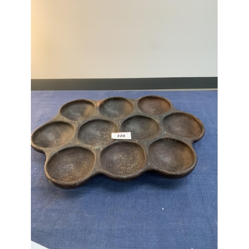 220 - CARVED TRIBAL PLATTER