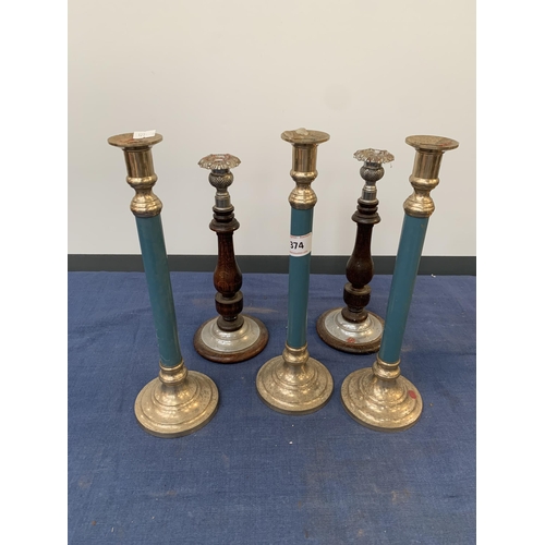 374 - CANDLESTICKS