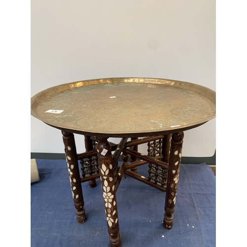 376 - INDIAN TABLE