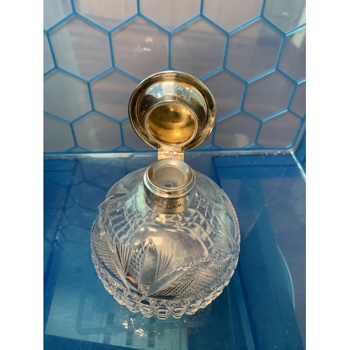 303 - LARGE PERFUME BOTTLE SHEFFIELD 1924 WALKER & HALL 
456 GRAMS