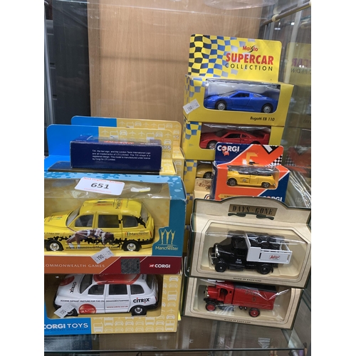 651 - DIECAST CARS