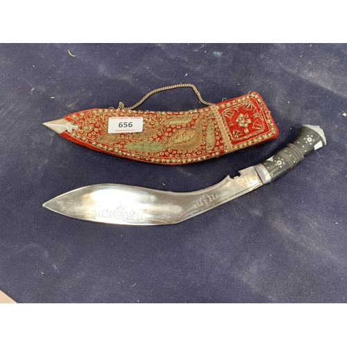 656 - DECORATIVE KHUKURI