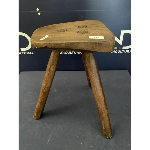 113 - CUTLERS STOOL