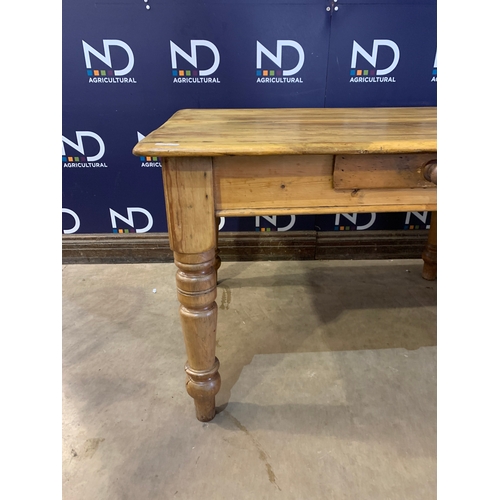 8 - PINE FARMHOUSE TABLE