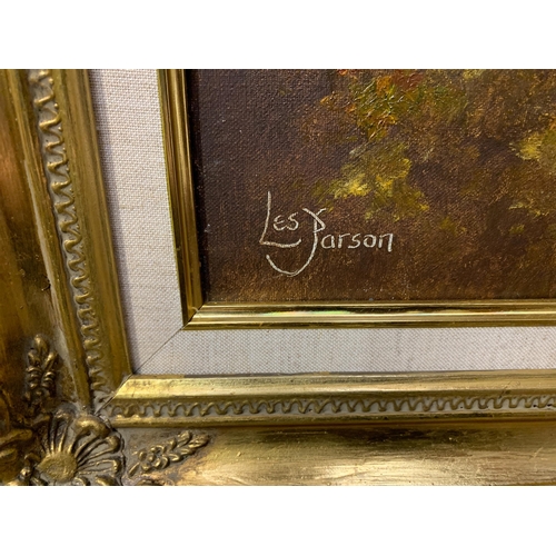 146 - OIL ON CANVAS IN GILT FRAME SIGNED LES PARSON