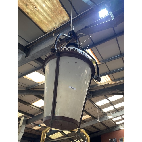 386 - LARGE INDUSTRIAL LIGHT