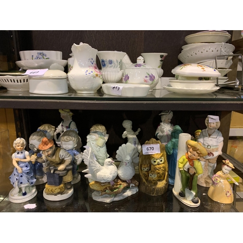 670 - PORCELAIN FIGURES