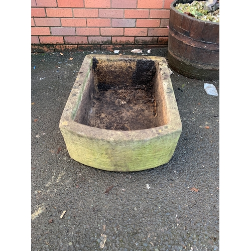 22 - COMPOSITE STONE GARDEN TROUGH APPROX 74CM X 52CM AF