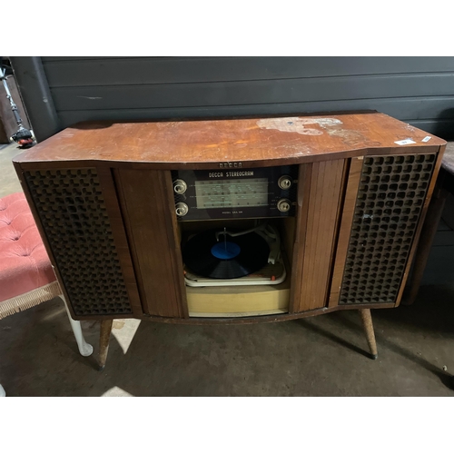 87 - DECCA RECORD PLAYER