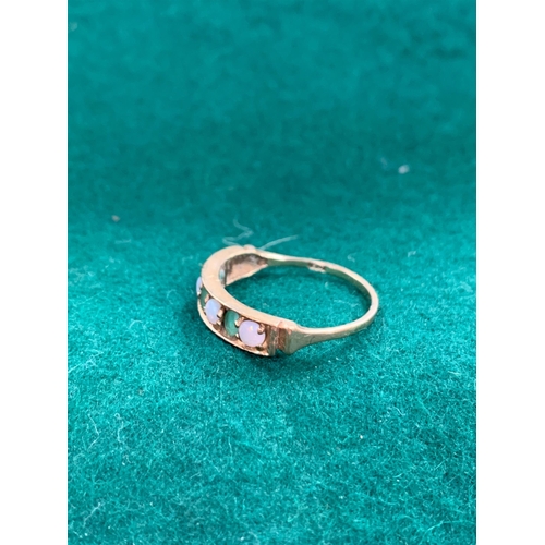 155 - 9CT GOLD JEWELLED RING