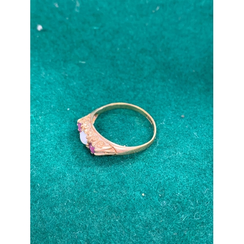 157 - 9CT GOLD JEWELLED RING