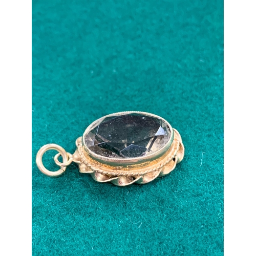 162 - 9CT GOLD PENDANT CTW 3GMS