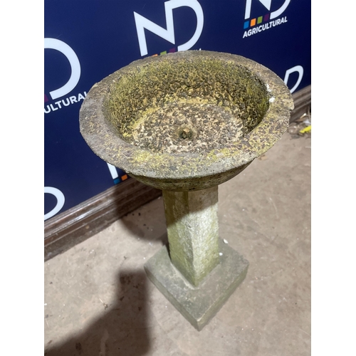 72 - COMPOSITE STONE BIRDBATH