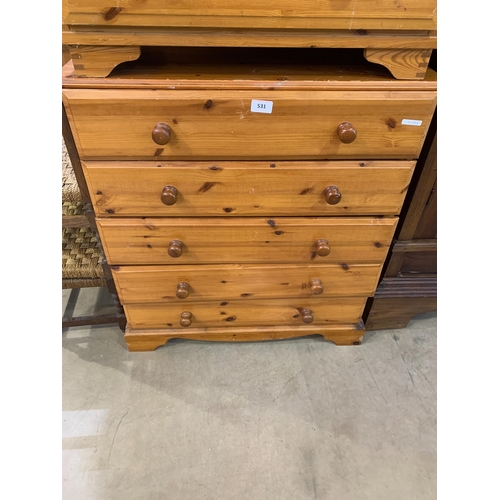 531 - CHEST OF DRAWERS