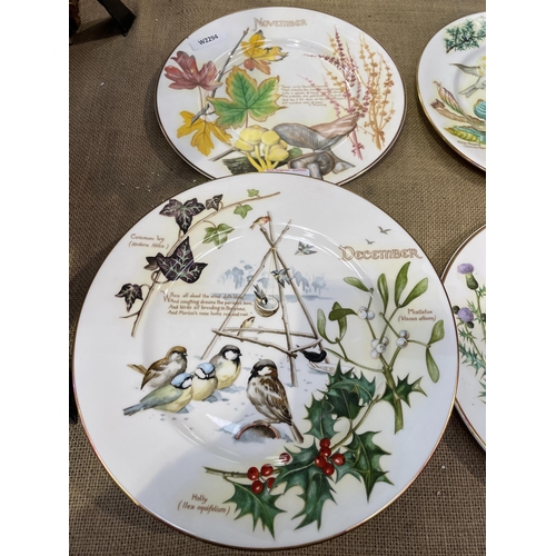 624 - DECORATIVE PLATES