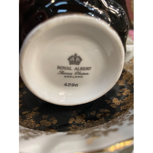 837 - ROYAL ALBERT PORCELAIN