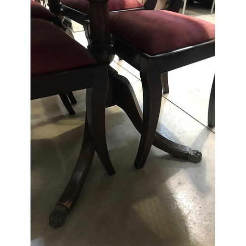 479 - TABLE & CHAIRS