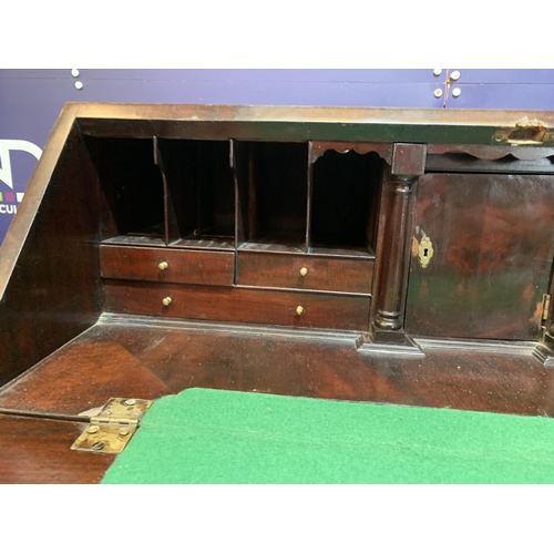 382 - MAHOGANY VICTORIANE BUREAU