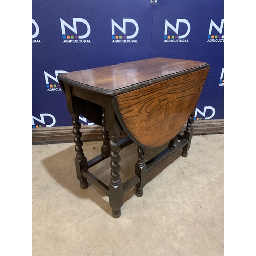 593 - DROP LEAF TABLE