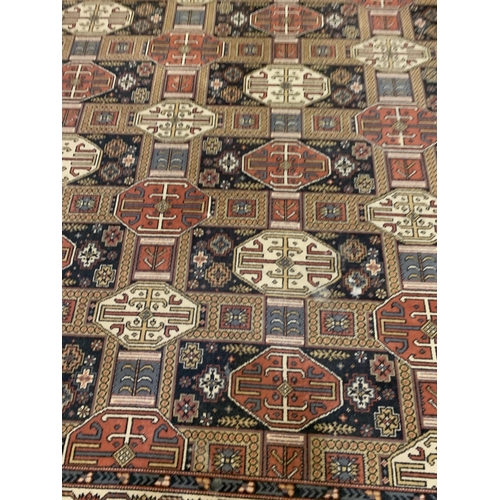 594 - WILTON 100\% WOOL RUG