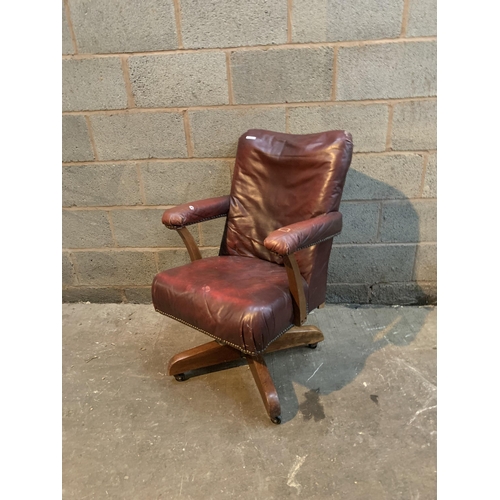 603 - LEATHER SWIVEL OFFICE CHAIR