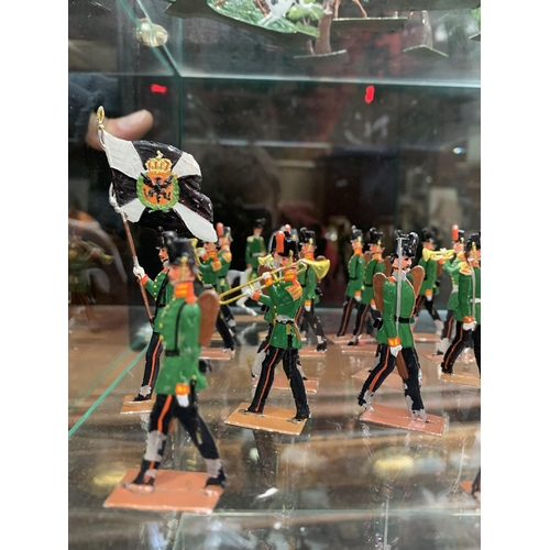 67 - TIN PAINTED SOLDIERS