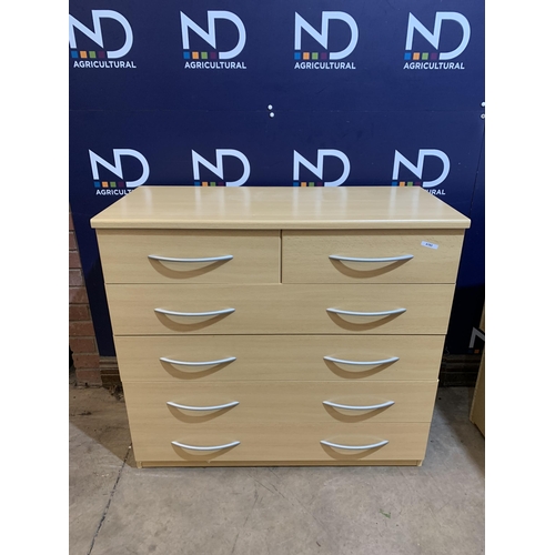 698 - CHEST OF DRAWERS