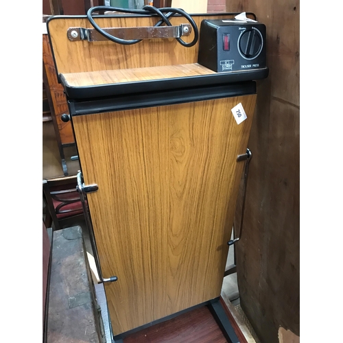 750 - TROUSER PRESS