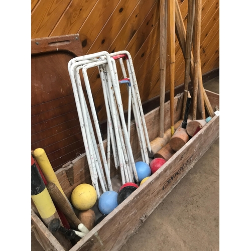 123 - CROQUET SET