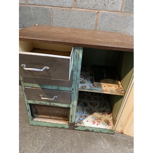 151 - KITCHEN STORAGE UNIT