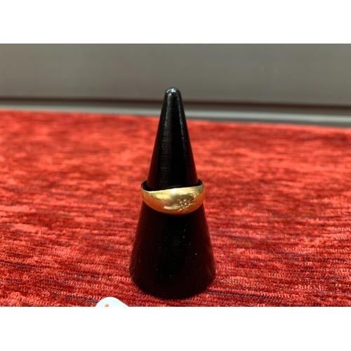 230 - 18CT GOLD RING